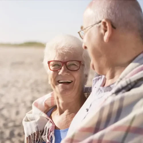 abuelos felices